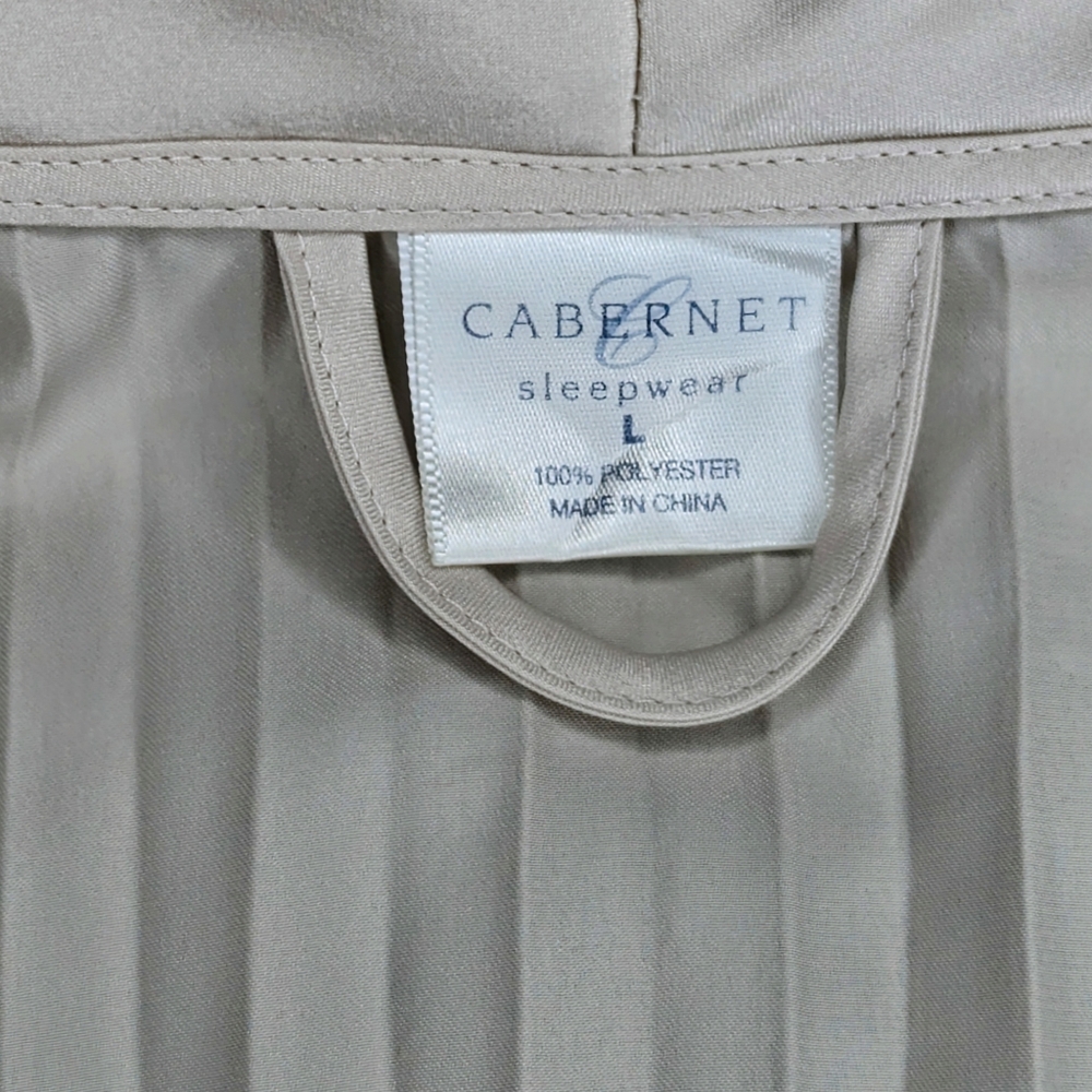 Cabernet Cream Robe - Picture 10 of 12